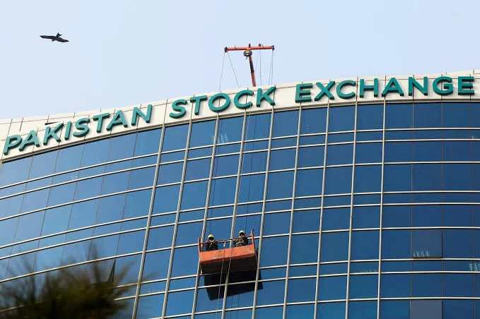 Pakistan Stock Market Holds Above 170,000 as Investors Watch Global Developments